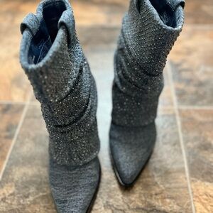 Elegant Jean bedazzled Women's Boots